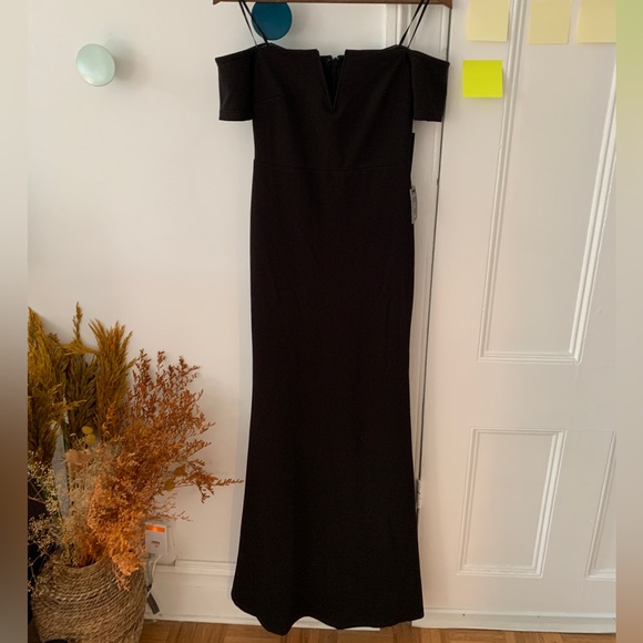 NWT Lulu’s Lynne Off the Shoulder Black Dress - Sz Small OR Medium - Picture 8 of 11